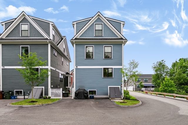 8 Colby Farm Ln C, Newburyport, MA 01950