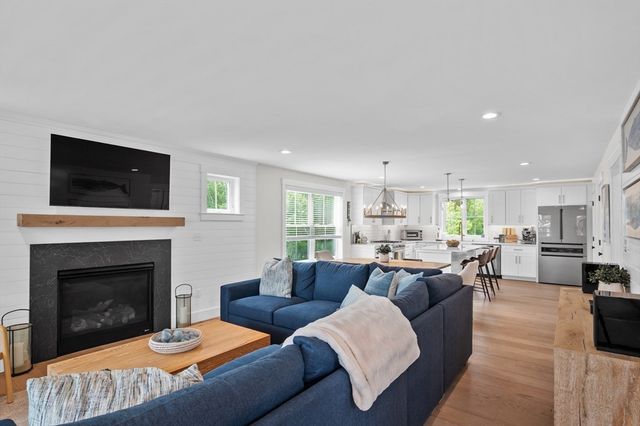 8 Colby Farm Ln C, Newburyport, MA 01950