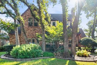 2109 Van Hook Court, Arlington, TX 76013