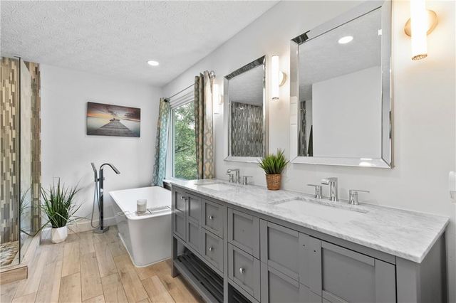 334 Justin Drive, Woodstock, GA 30188