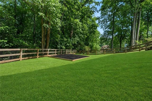 334 Justin Drive, Woodstock, GA 30188