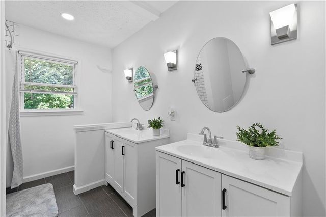 334 Justin Drive, Woodstock, GA 30188