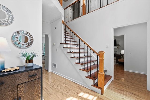 334 Justin Drive, Woodstock, GA 30188