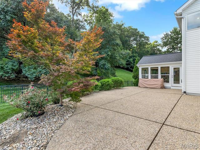 659 Southern Hills Drive, Eureka, MO 63025