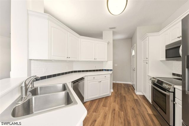 7005 Pinnacle LN 1501, Naples, FL 34110