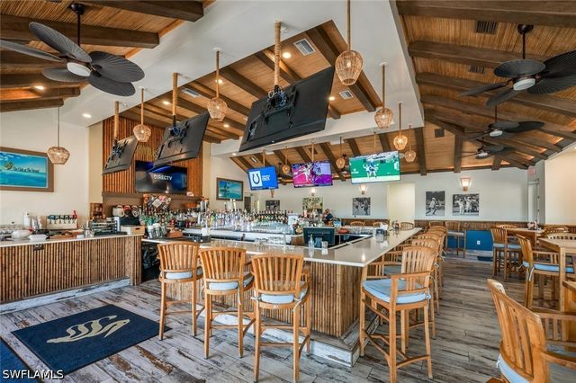 7005 Pinnacle LN 1501, Naples, FL 34110