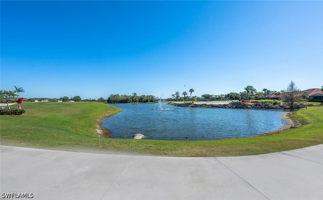 7005 Pinnacle LN 1501, Naples, FL 34110