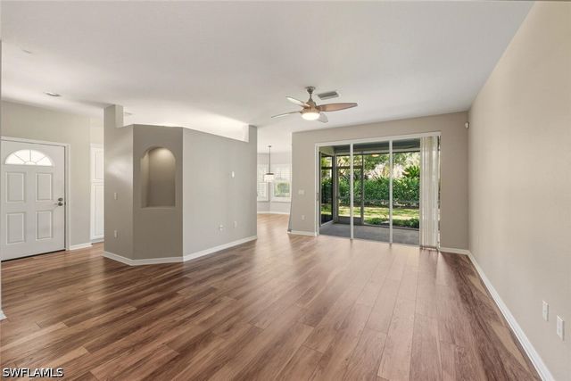 7005 Pinnacle LN 1501, Naples, FL 34110