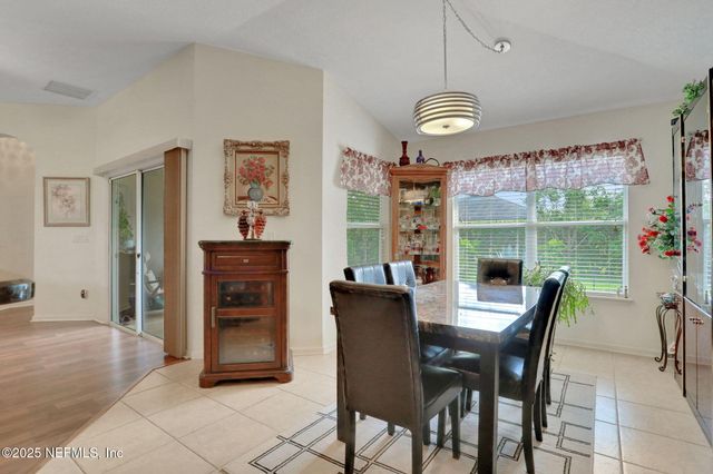 4620 PINE LAKE Drive, Middleburg, FL 32068