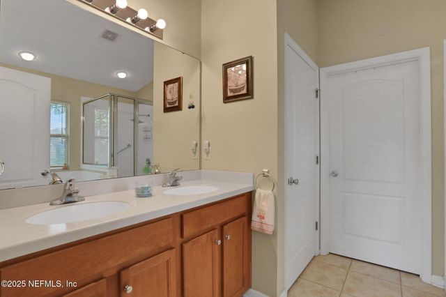 4620 PINE LAKE Drive, Middleburg, FL 32068