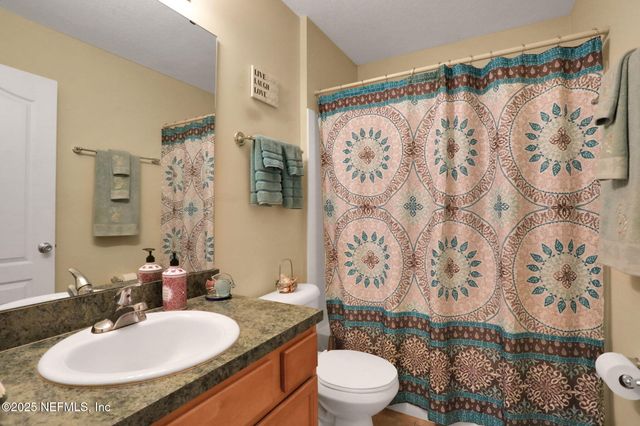 4620 PINE LAKE Drive, Middleburg, FL 32068