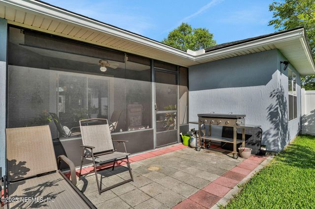 4620 PINE LAKE Drive, Middleburg, FL 32068