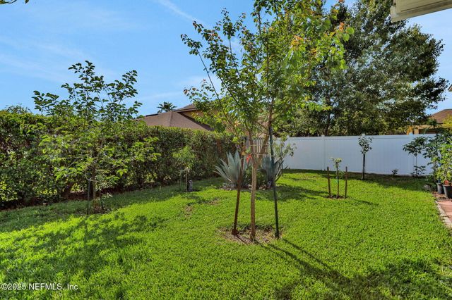 4620 PINE LAKE Drive, Middleburg, FL 32068