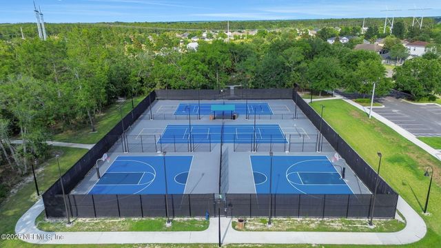 4620 PINE LAKE Drive, Middleburg, FL 32068