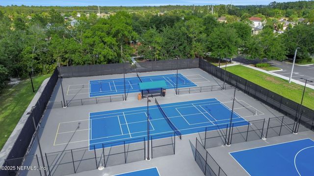 4620 PINE LAKE Drive, Middleburg, FL 32068