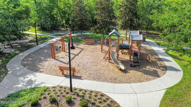 4620 PINE LAKE Drive, Middleburg, FL 32068