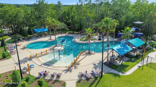 4620 PINE LAKE Drive, Middleburg, FL 32068