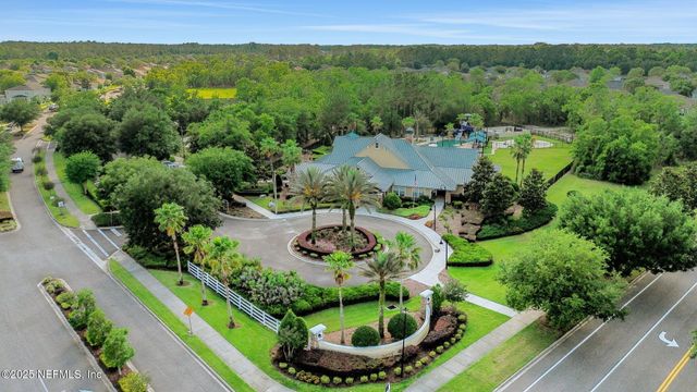 4620 PINE LAKE Drive, Middleburg, FL 32068