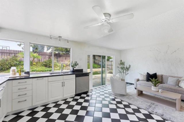 5359 Jazmin Court, San Diego, CA 92124