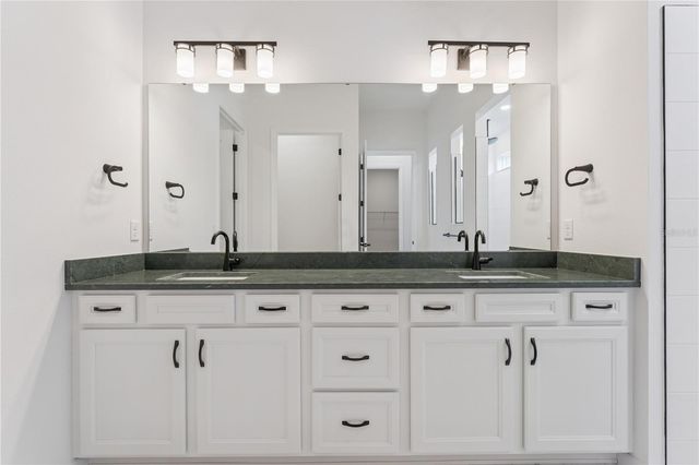 1552 SKYLINE HEIGHTS CIRCLE, Minneola, FL 34715
