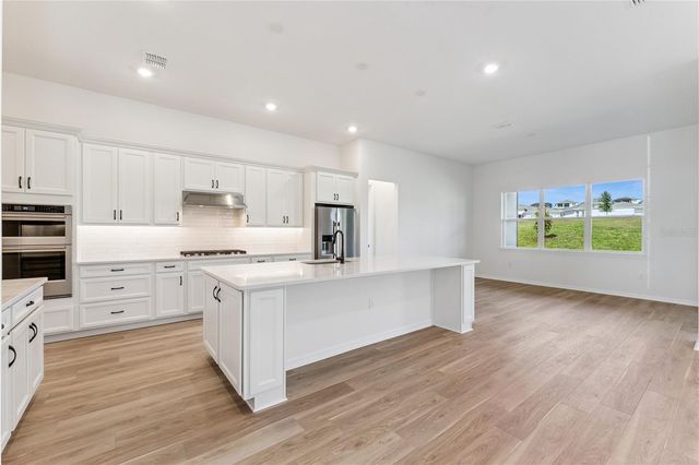 1552 SKYLINE HEIGHTS CIRCLE, Minneola, FL 34715