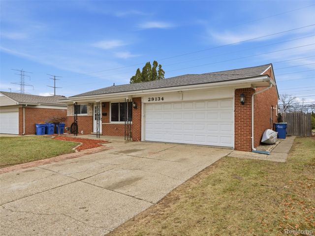 29134 Palomino Drive, Warren, MI 48093