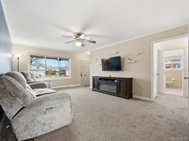 29134 Palomino Drive, Warren, MI 48093