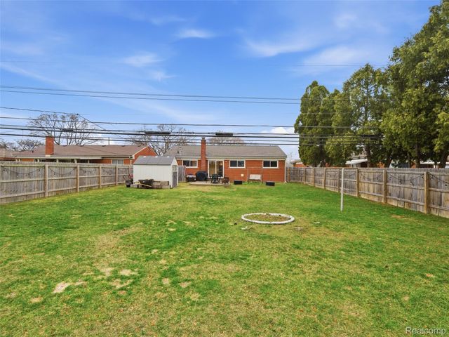 29134 Palomino Drive, Warren, MI 48093