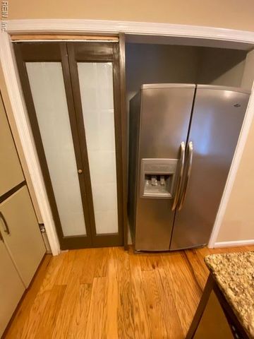 524 Pine Tops Ct, Virginia Beach, VA 23451