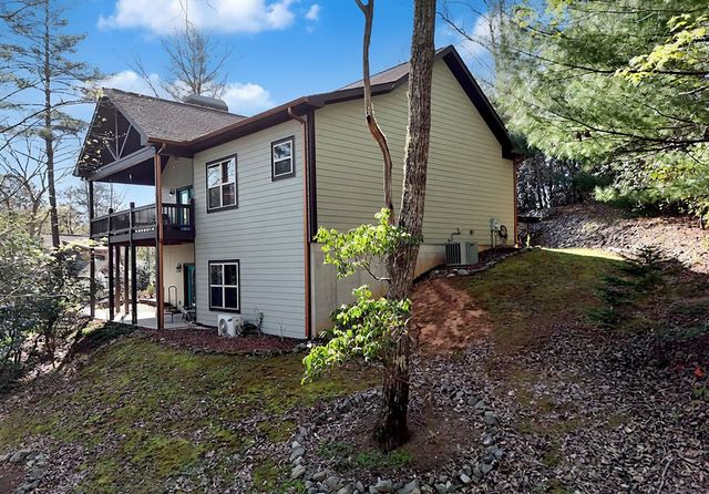 181 Morgan Ridge Court, Young Harris, GA 30582