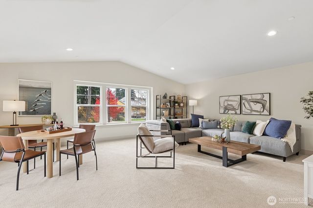 8427 200th Street SW, Edmonds, WA 98026