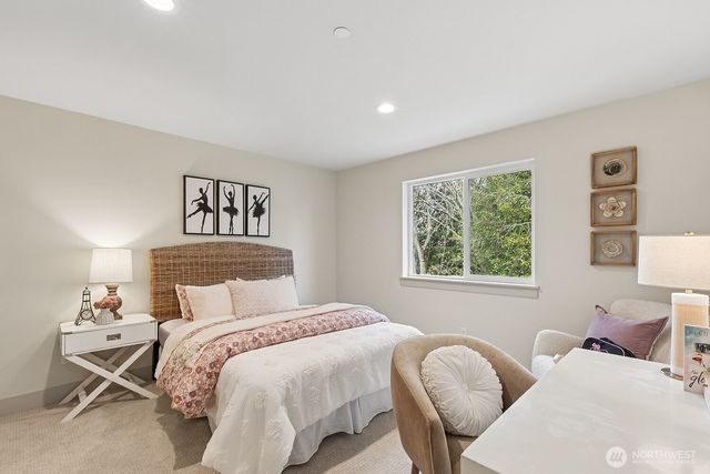 8427 200th Street SW, Edmonds, WA 98026