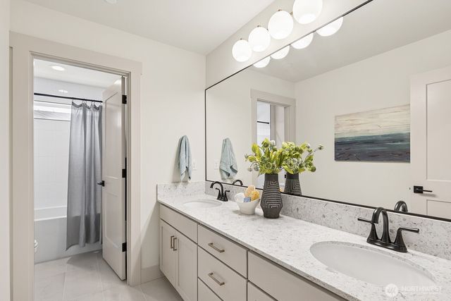 8427 200th Street SW, Edmonds, WA 98026