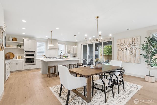 8427 200th Street SW, Edmonds, WA 98026