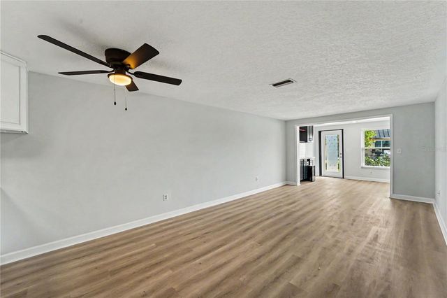 4247 STRATFORD DRIVE, New Port Richey, FL 34652