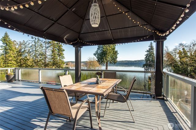 2984 W Sequim Bay Road, Sequim, WA 98382