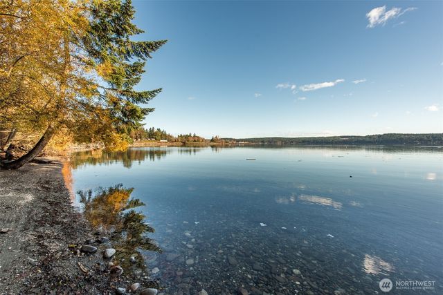 2984 W Sequim Bay Road, Sequim, WA 98382