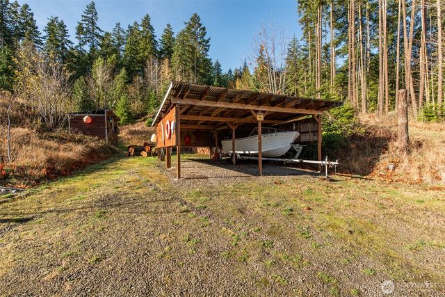2984 W Sequim Bay Road, Sequim, WA 98382