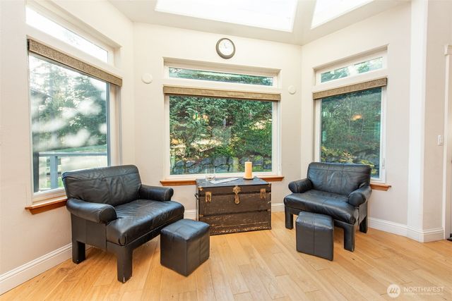 2984 W Sequim Bay Road, Sequim, WA 98382