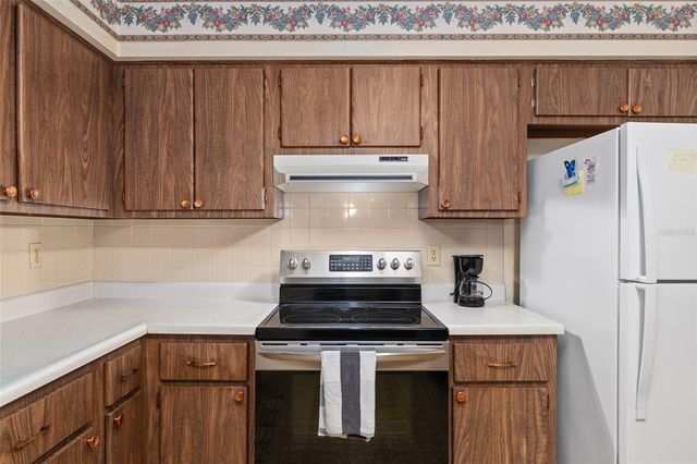 1931 NW 39TH PLACE, Gainesville, FL 32605