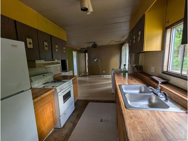 4809 Foothills Drive, Fort Collins, CO 80526