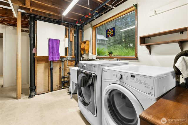13816 NE 137th Street, Kirkland, WA 98034