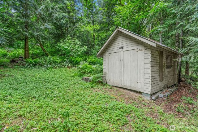 13816 NE 137th Street, Kirkland, WA 98034