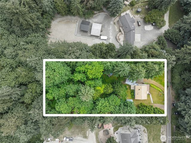 13816 NE 137th Street, Kirkland, WA 98034