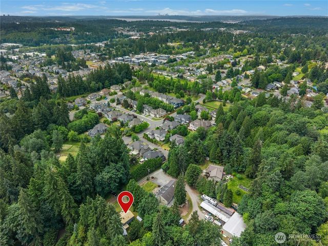 13816 NE 137th Street, Kirkland, WA 98034
