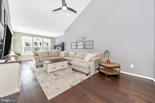 1323 SHENANDOAH VIEW PKWY, Brunswick, MD 21716