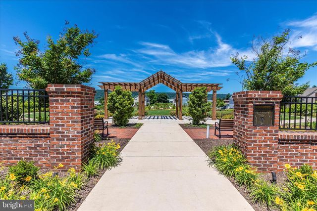 1323 SHENANDOAH VIEW PKWY, Brunswick, MD 21716