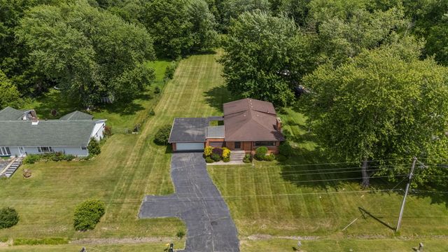 701 Pearson Road, Porter, IN 46304