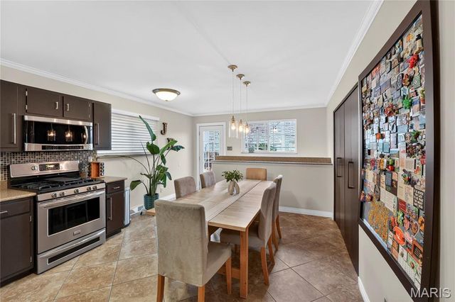 1325 Yale Avenue, Richmond Heights, MO 63117