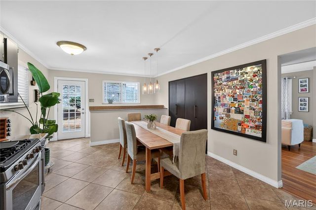 1325 Yale Avenue, Richmond Heights, MO 63117